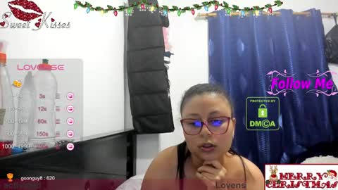 bonnie lam  hello welcome to my room I hope you have fun and you can reach your maximum pleasure here with me online show from 12.16.24