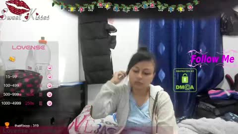 bonnie lam  hello welcome to my room I hope you have fun and you can reach your maximum pleasure here with me online show from 01.06.25