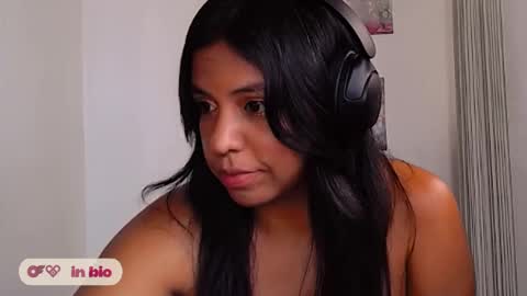 Snapshot of bonniessecretgarden chatting on 05.21.26 Bonnies Secret Garden online show from 05.21.26