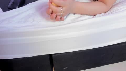 Snapshot of bonny_and_carrot chatting on 10.22.25 bonny_and_carrot online show from 10.22.25