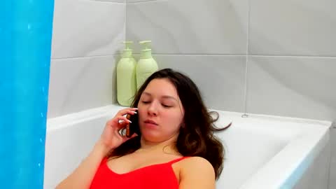 Snapshot of bonny_kimberly chatting on 01.01.25 Bonny Kimberly online show from 01.01.25