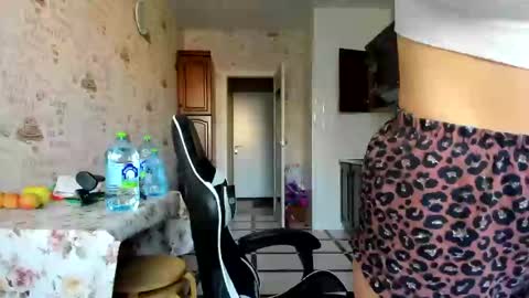 Snapshot of bonny_kimberly chatting on 02.28.25 Bonny Kimberly online show from 02.28.25