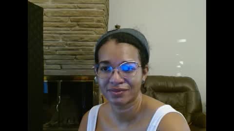 Queen Bon Vivantt online show from 10.06.25