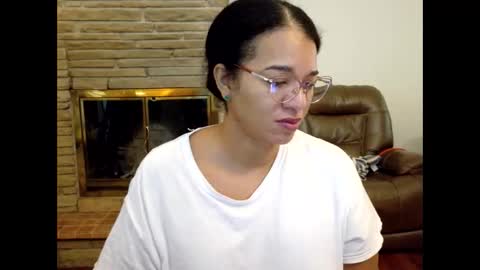 Queen Bon Vivantt online show from 11.12.25