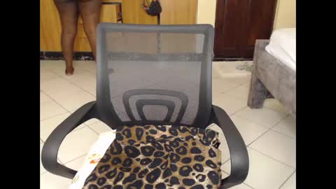 booby_candy online show from 11.30.25