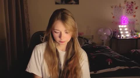 Milena online show from 10.07.25