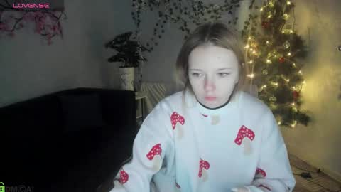 Milena online show from 12.22.25