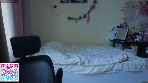 Snapshot of booozekirs_ chatting on 06.10.26 Milena online show from 06.10.26