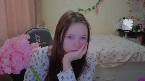 Snapshot of booozekirs_ chatting on 06.19.26 Milena online show from 06.19.26
