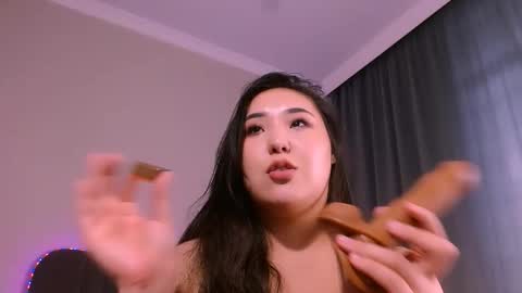 Mona online show from 02.15.26