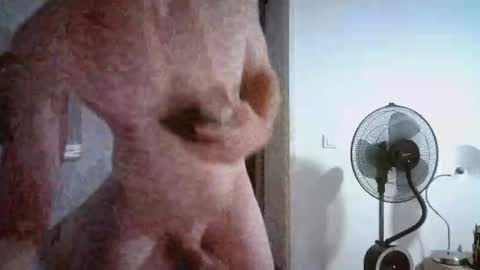 Snapshot of borderlanddu13 chatting on 10.26.25 borderlanddu13 online show from 10.26.25