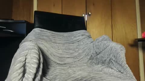 Snapshot of bored_housewife1985 chatting on 09.24.25 bored_housewife1985 online show from 09.24.25