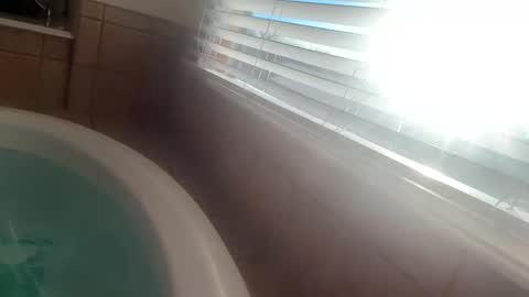 boredsoccermom8 online show from 01.12.26