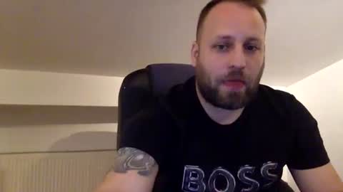 Snapshot of boris566693 chatting on 06.10.26 hugo online show from 06.10.26