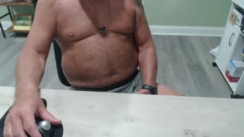 borntobebad2 online show from 04.17.26