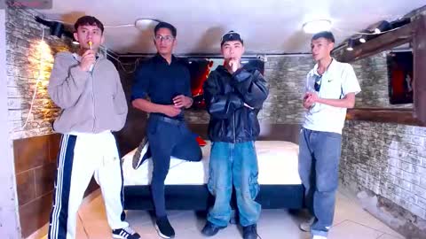 Snapshot of boschcz chatting on 09.16.25 THOMAS AND DAMIAND online show from 09.16.25
