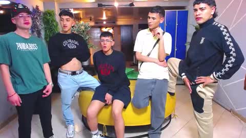 THOMAS AND DAMIAND online show from 10.01.25