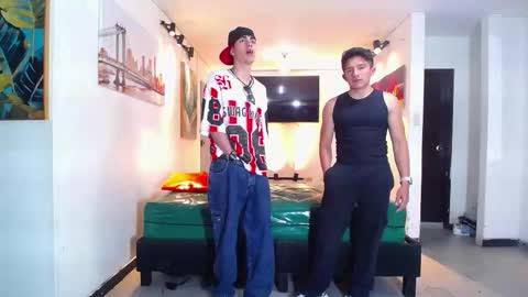 THOMAS AND DAMIAND online show from 01.06.26