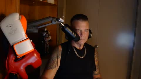 BOSS online show from 10.10.25