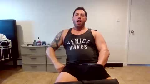 The Italian Boss  online show from 11.25.25