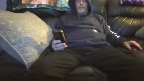 Snapshot of bostonguy1969 chatting on 01.28.25 bostonguy1969 online show from 01.28.25