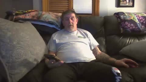 Snapshot of bostonguy1969 chatting on 01.30.25 bostonguy1969 online show from 01.30.25