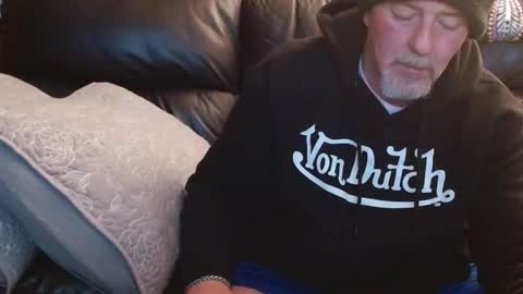 bostonguy1969 online show from 12.23.25