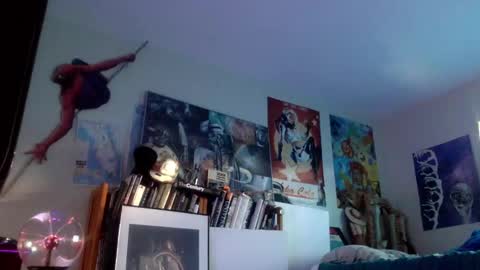 Bottomboo7 online show from 10.08.25