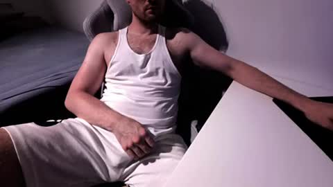 Snapshot of bottomtsinner chatting on 07.27.26 bottomtsinner online show from 07.27.26