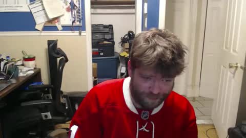 Snapshot of bouch1986 chatting on 12.05.25 bouch1986 online show from 12.05.25