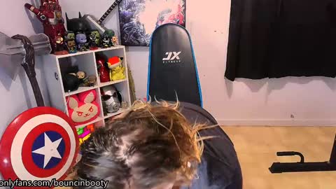 Pumpkin Butt online show from 01.29.25