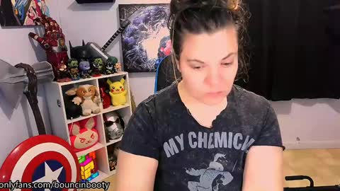 Pumpkin Butt online show from 02.04.25