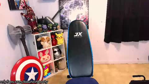 Pumpkin Butt online show from 02.20.25