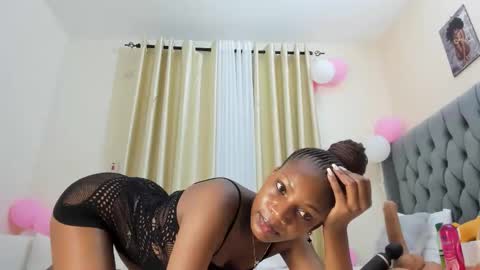 bouncy_booty677 online show from 02.17.26