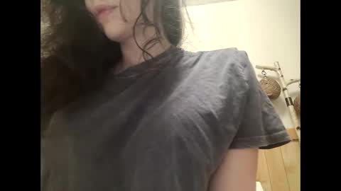 Bouncy Queen Majesty online show from 09.25.25