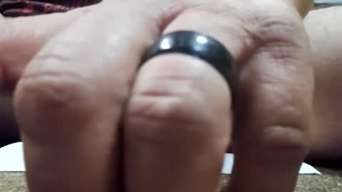 bowtiebuba82 online show from 11.13.25