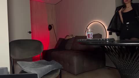 Brat and Confident  Real Femdon Not for everyone  online show from 10.11.25