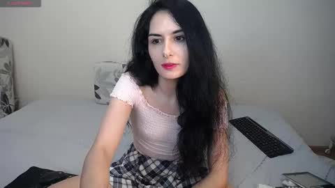 Snapshot of boxinghelen chatting on 10.17.25 Helen  online show from 10.17.25