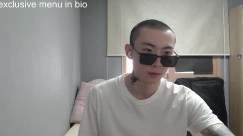 Snapshot of boxman556990 chatting on 06.06.26 boxman556990 online show from 06.06.26