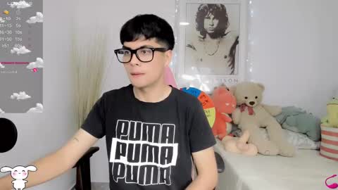 Snapshot of boy_andy__ chatting on 02.01.25 Aaron online show from 02.01.25