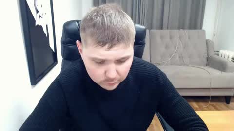 Snapshot of boy_sweet7 chatting on 02.18.25 John online show from 02.18.25