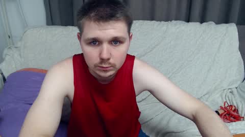 Snapshot of boy_sweet7 chatting on 09.15.25 John online show from 09.15.25