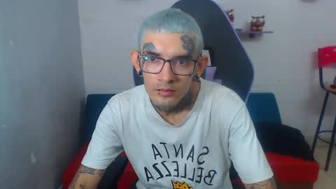 boy_tatto77 online show from 12.21.25