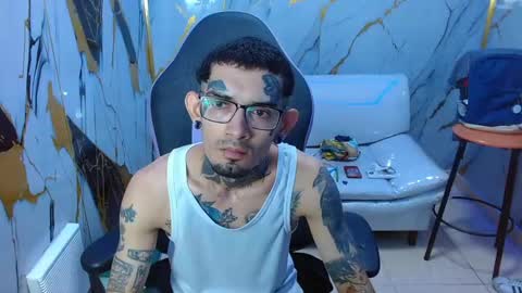 Snapshot of boy_tatto77 chatting on 05.09.26 boy_tatto77 online show from 05.09.26