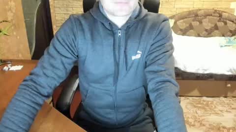 Snapshot of boyapollon chatting on 01.01.25 BoyApollon online show from 01.01.25