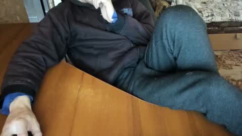 Snapshot of boyapollon chatting on 10.02.25 BoyApollon online show from 10.02.25