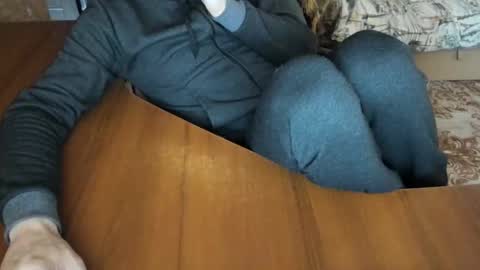 Snapshot of boyapollon chatting on 11.01.25 BoyApollon online show from 11.01.25