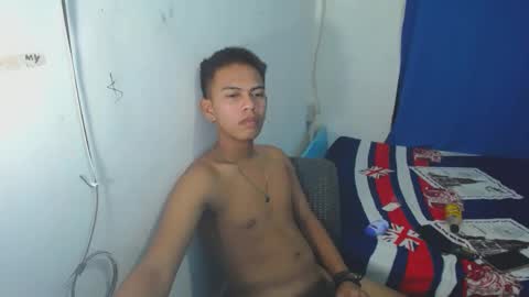 Snapshot of boyax16 chatting on 12.22.24 boyax16 online show from 12.22.24