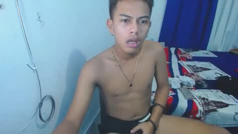 Snapshot of boyax16 chatting on 12.27.24 boyax16 online show from 12.27.24