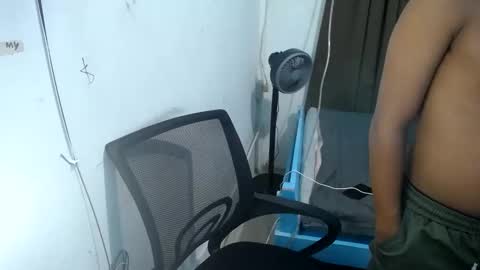 Snapshot of boyax16 chatting on 02.06.25 boyax16 online show from 02.06.25